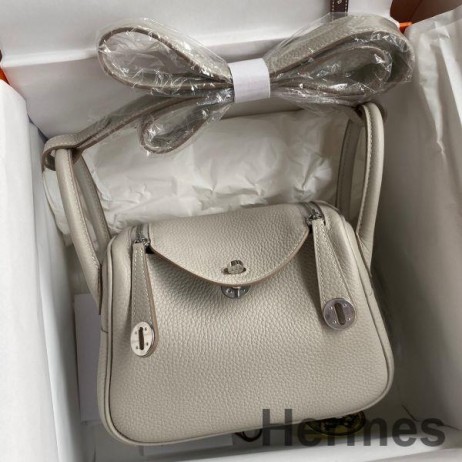 Hermes Mini Lindy Handmade Bag In Pearl Grey Clemence Leather