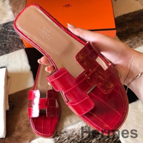 Hermes Oran Slide Sandals In Red Shiny Niloticus Crocodile Skin