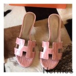 Hermes Oasis Sandals In Pink Shiny Niloticus Crocodile