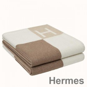 Hermes Ecru Naturel Avalon Vibration Throw Blanket
