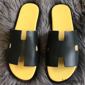 Hermes Izmir Sandals In Dark Green Swift Leather