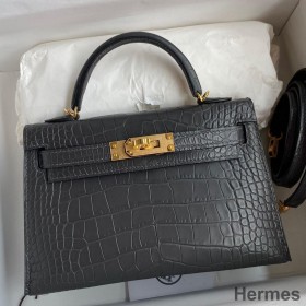 Hermes Kelly Mini II Sellier Handmade Bag In Graphite Matte Alligator Leather