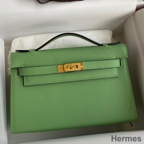 Hermes Kelly Pochette Handmade Bag In Vert Criquet Epsom Calfskin