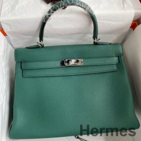 Hermes Kelly Retourne 32 Handmade Bag In Malachite Clemence Leather