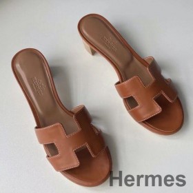 Hermes Oasis Sandals In Gold Swift Leather