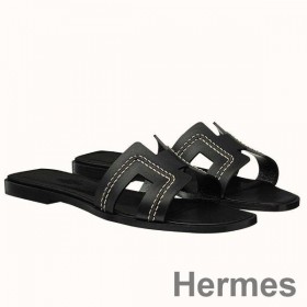 Hermes Oran Sandals In Black Leather With Stitched Detail