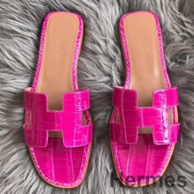 Hermes Oran Sandals In Rose Shiny Niloticus Crocodile