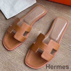 Hermes Oran Slide Sandals In Gold Epsom Calfskin