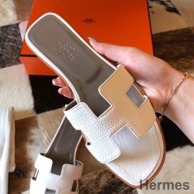 Hermes Oran Slide Sandals In White Clemence Leather