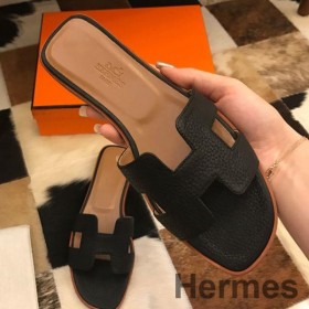 Hermes Oran Slide Sandaler I Sort Clemence Læder